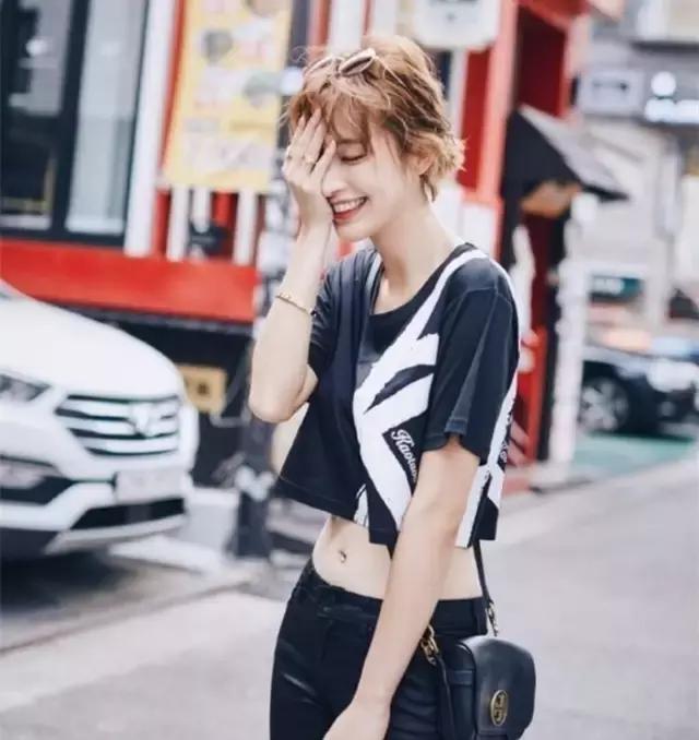 脑门大剪刘海又不好看怎么办,脸太圆了八字刘海怎么修