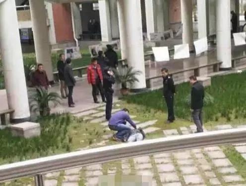 痛心！开学没多久10起跳楼，到底该怎么告诉孩子珍爱生命……