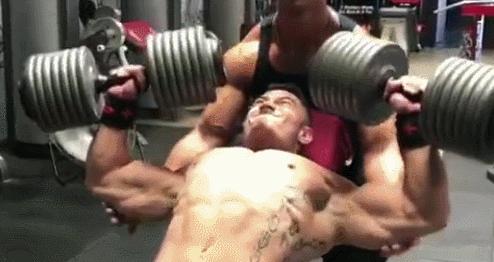 如何才能拥有XXL尺寸的胸肌?你的各项健身训练都到位了吗?