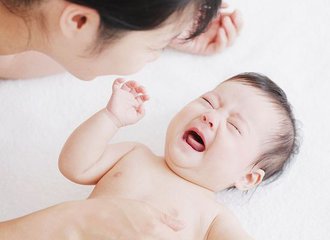 婴儿咳嗽有痰怎么解决,一受凉就咳嗽有白痰是什么原因