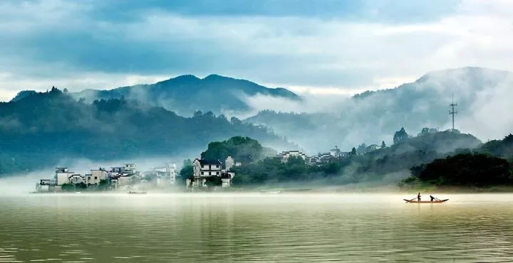 鍥藉簡鍗佸ぇ涓嶆暍鍘荤殑鏅偣,鍥藉簡鏃呮父灏忎紬鍩庡競