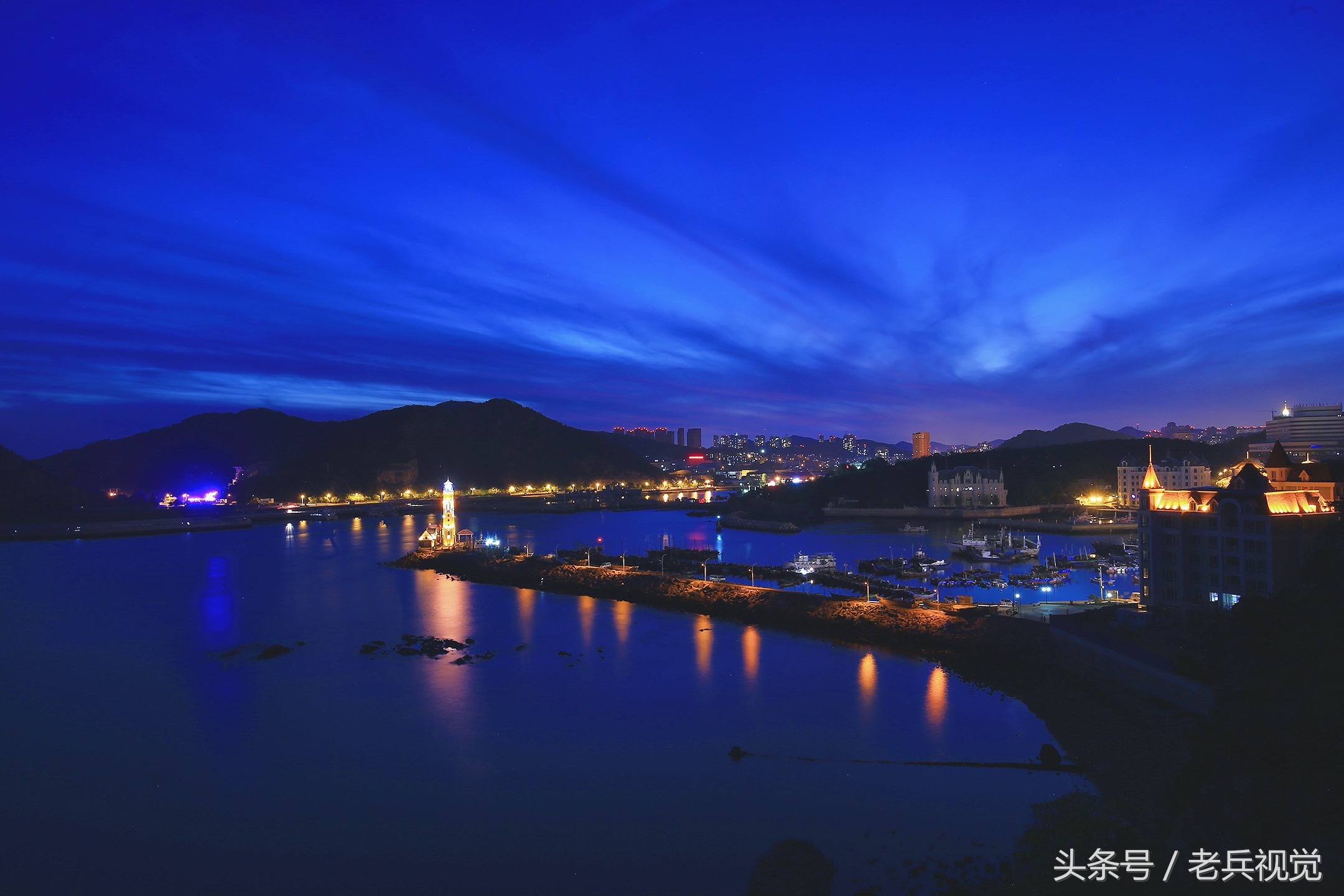 听说你也喜欢看海的英文,听说你也喜欢海什么意思