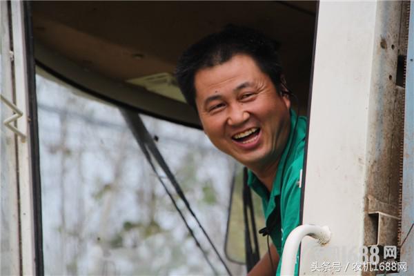 用户和玉米收获机的精神恋爱，良缘还是虐缘请看现场直播