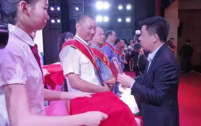 致敬匠心,新城为“匠人”加冕!