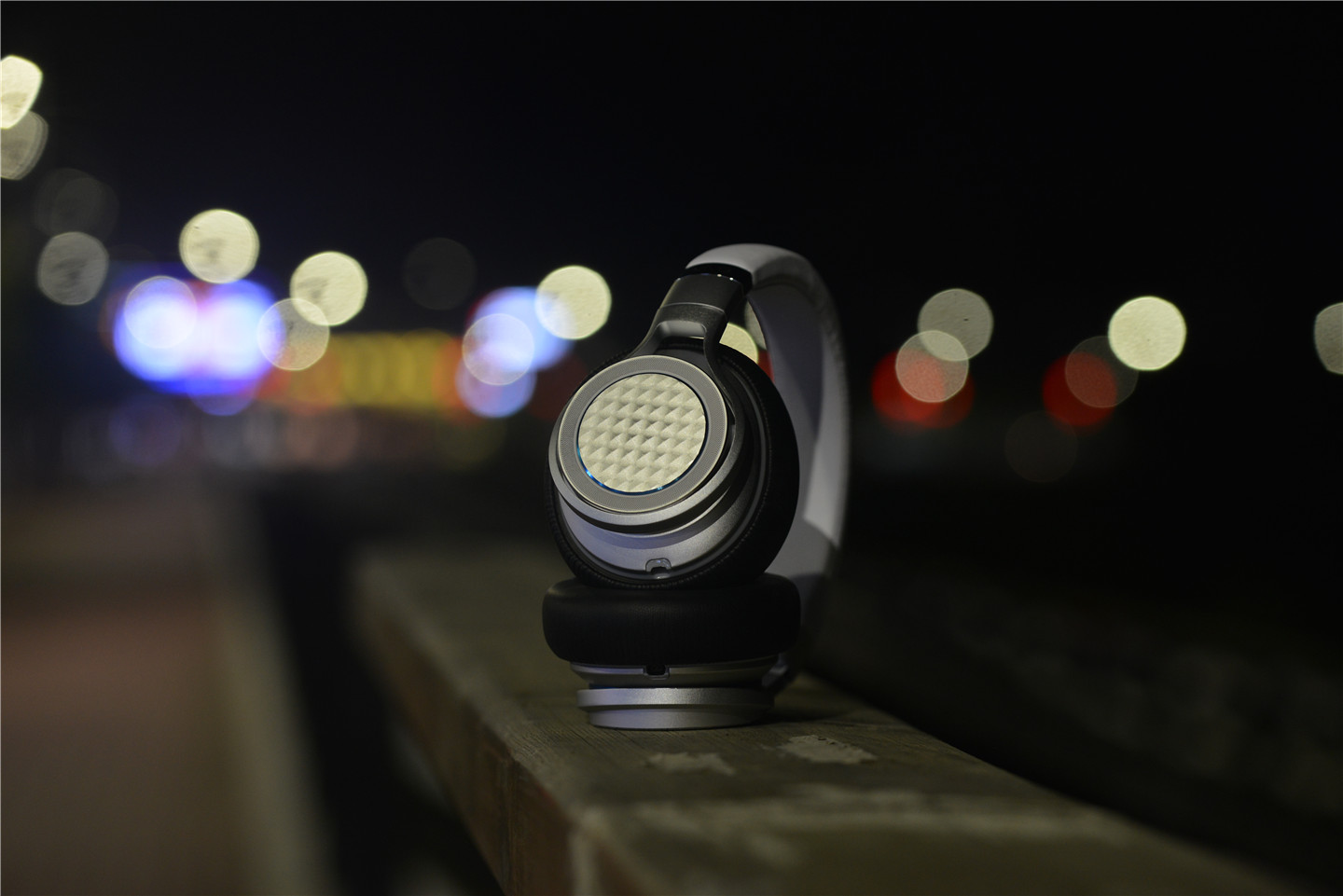 顶级设计+3倍特斯拉磁通量，试用VIVOXE1000