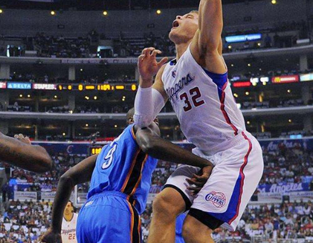 NBA球星踢蛋技术哪家强?格林伊巴卡是高手,詹皇韦德都干了!