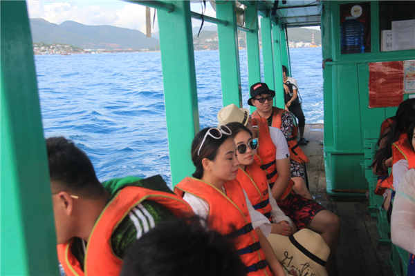 引领右脑总部2017越来越爱你越南芽庄游