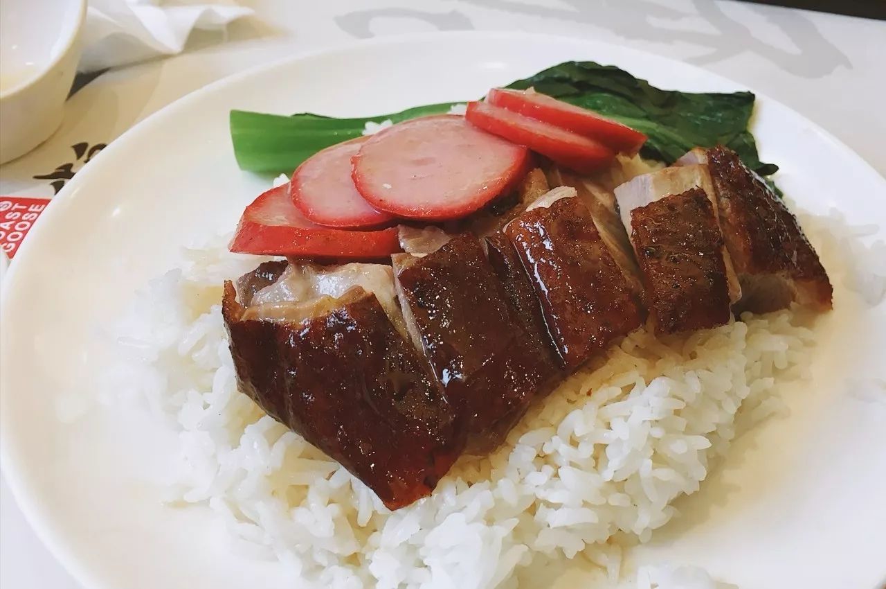 最后一秒的锦囊：去香港住哪里吃什么玩什么？