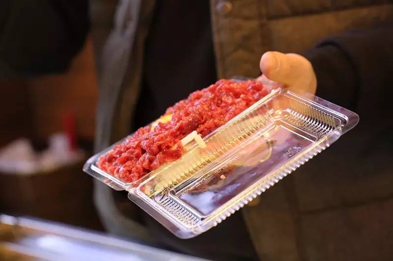 这里可能是唯一能够满足你吃到巨无霸海鲜和偶遇Runningman的地方了！