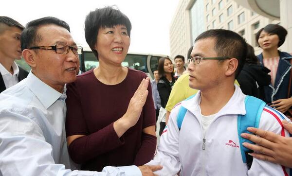 郎平换上魏秋月张常宁迅速逆转,郎平参加魏秋月婚礼