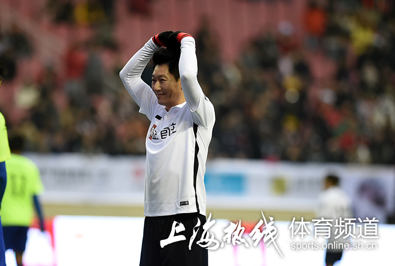 runningman中韩明星足球赛,中韩对抗赛runningman