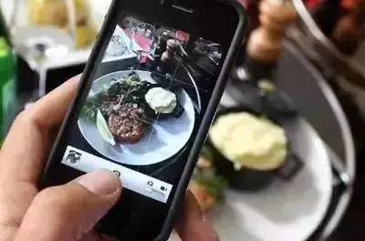 听说重庆人都躺成一片了？