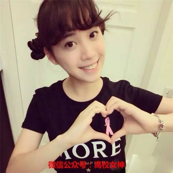 欧阳娜娜三姐妹颜值相差大,欧阳娜娜三姐妹一共几岁了