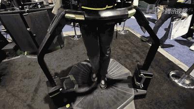 女朋友再也不打扰我玩游戏,cs游戏玩法