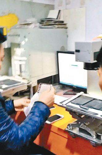 iphonese刚发布时的震撼,iphonese刚出的时候多少钱