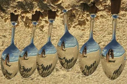 水中倒影镜面效果怎么拍,巧妙运用水面倒影拍出大片