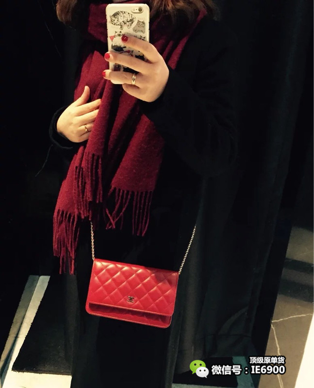 年入百万美女销售,年入百万的美女