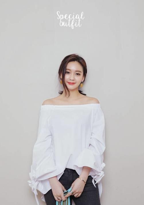 乔妹同款衬衣,乔妹宋仲基白裙