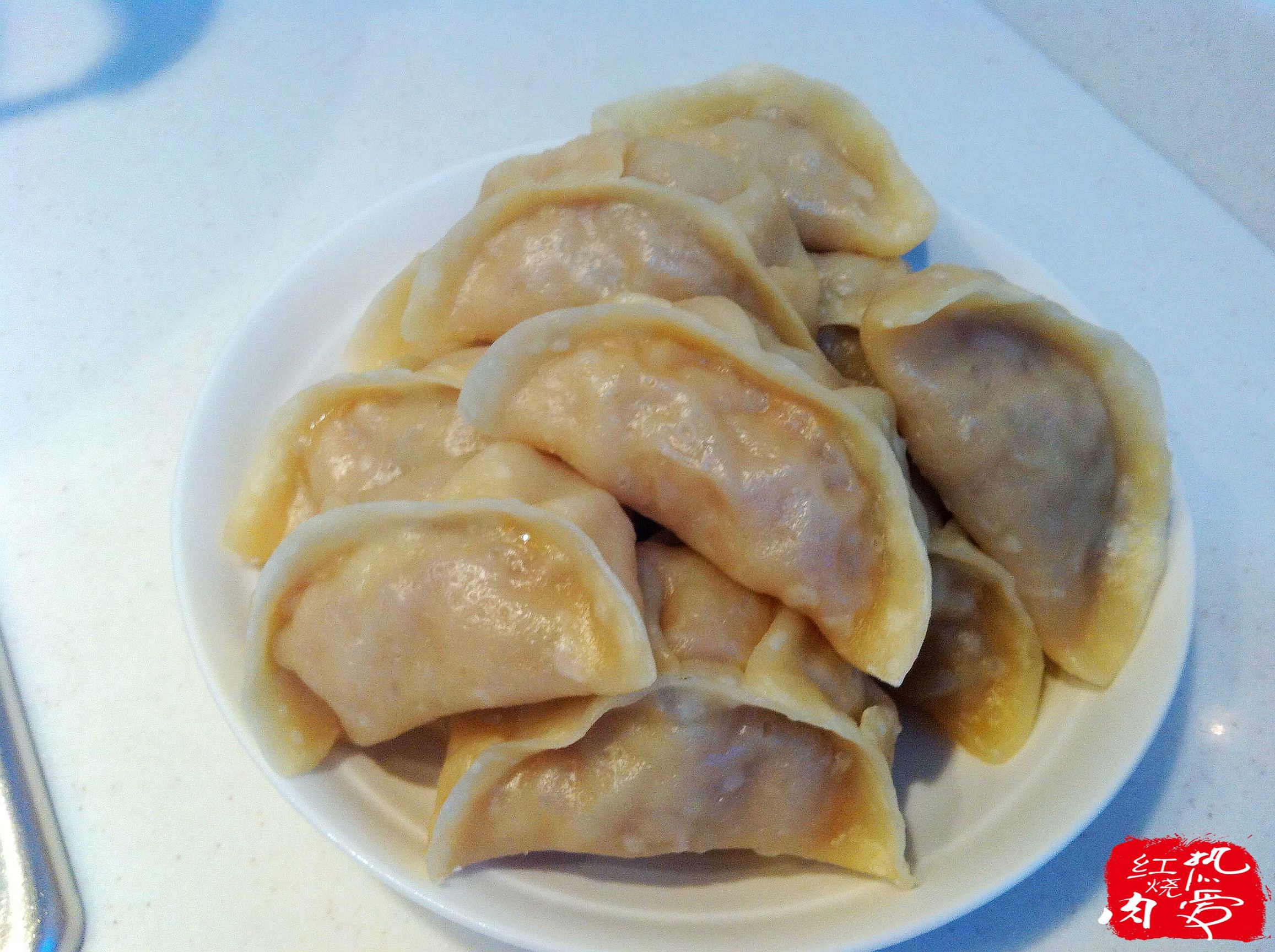 家常不用和面的包子,皮薄馅大的包子不用发面