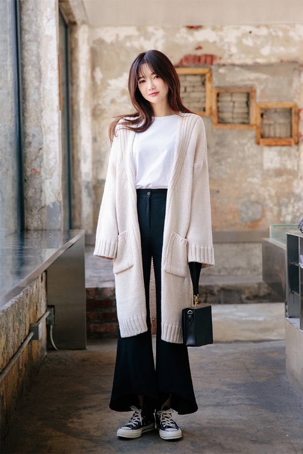 开衫毛衣搭配什么内搭好看,小香风百搭毛衣开衫