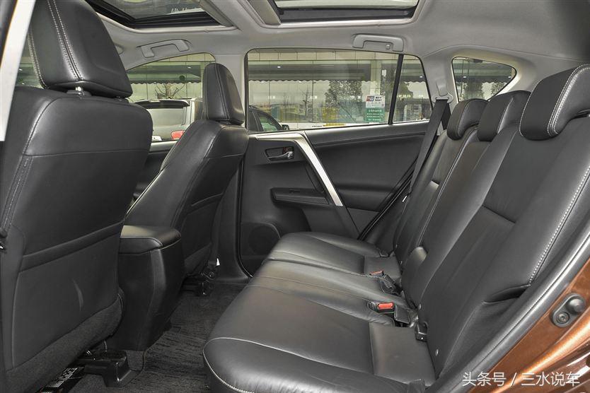 关于荣放rav4的吐槽,被吐槽寒酸