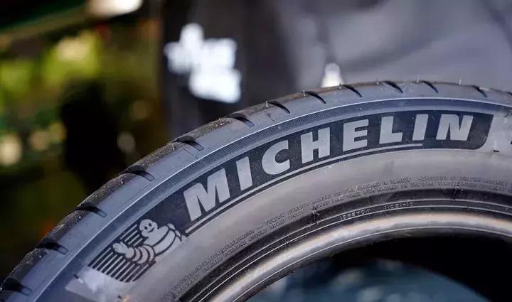 米其林竞驰4suv轮胎价格,米其林轮胎浩悦4对比竞驰4