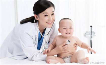 宝宝满月黄疸还没退去？不妨试试这招，效果立竿见影！