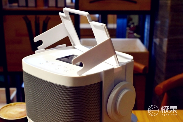 飞利浦蓝牙智能小音箱,飞利浦智能音箱