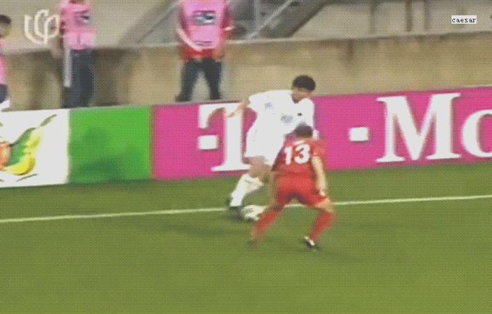 曾经比肩梅西的国足之星,梅西2005世青赛足球之星