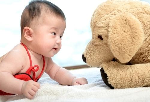 鸡年宝宝取名大全王姓,2017鸡年女宝宝取名字大全带寓意