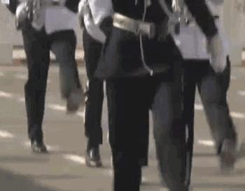 厉害了我的祖国！卡塔尔阅兵走中国正步，下口令必须用中文！