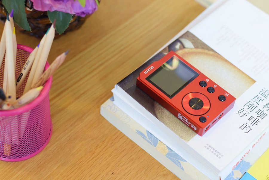 可做笔记本外置声卡，这款HIFI音乐*放播**器有点狠！你会买吗？