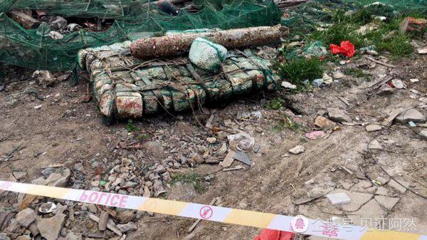 中国渔民打捞鱼雷好笑视频,江苏渔民捞获水下可疑装置上缴