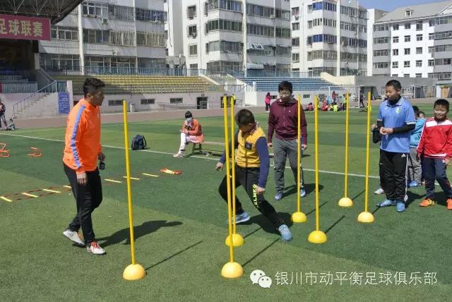 中国足球要青训才能崛起,中国足球真正的从娃娃抓起