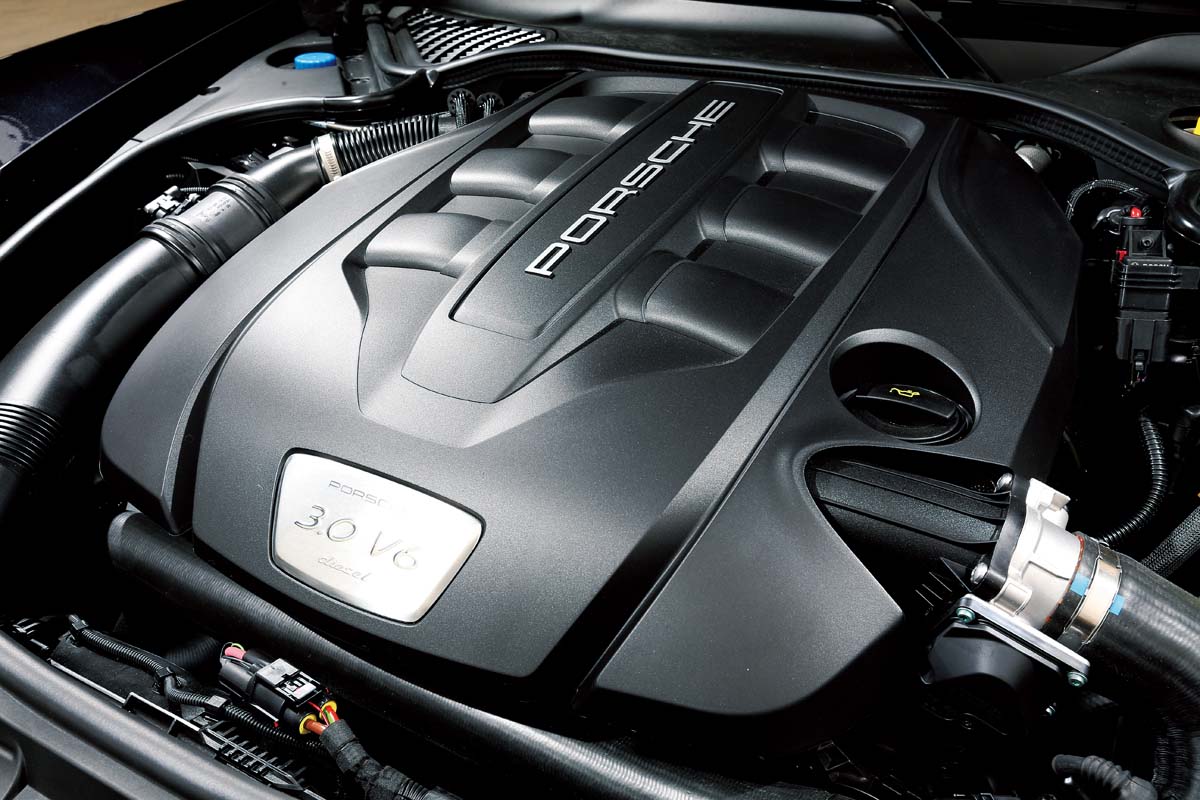 保时捷panamera狂飙,保时捷panameras2024