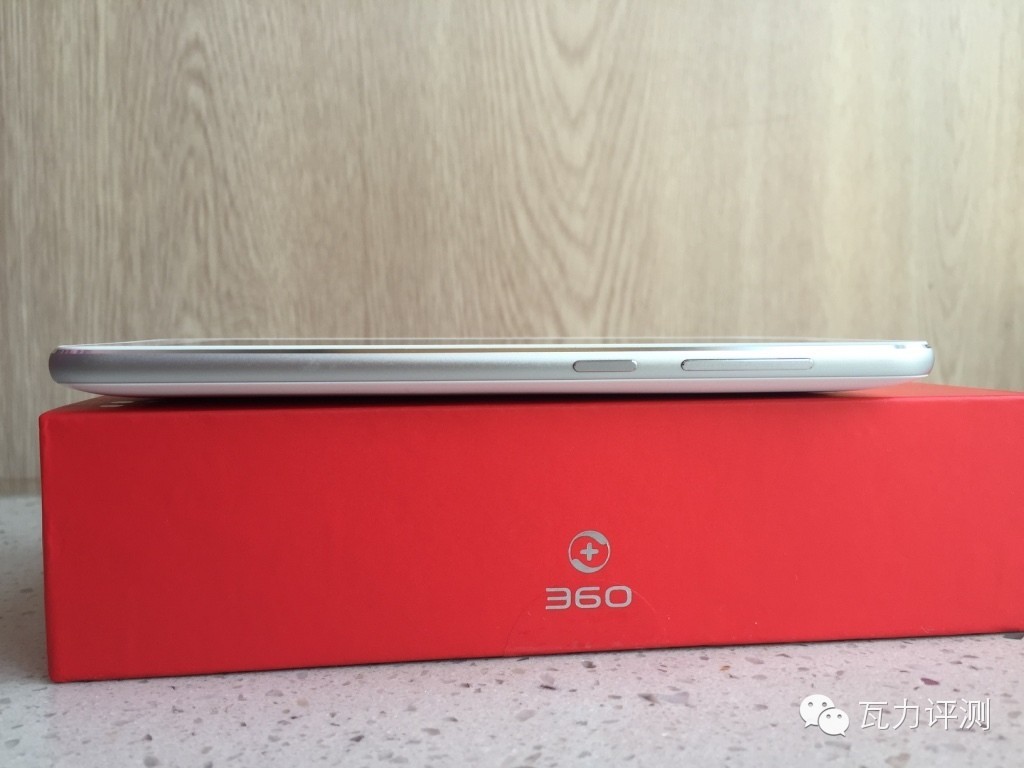 360f4高配版手机怎么样,360f4手机最新评论