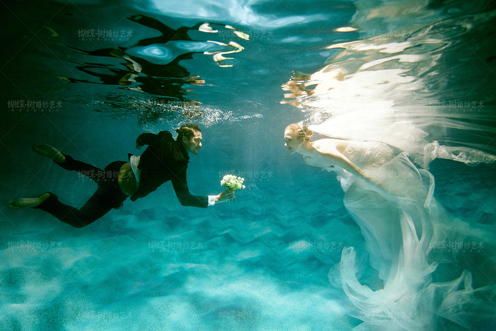 拍婚纱照如何表现,拍婚纱照没有新郎怎么拍