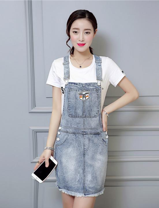 韩版牛仔背带裙的唯美格调，让你尽显女性之美