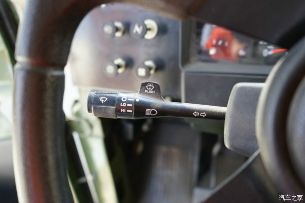 北汽bj2020敞篷,bj2020北汽最后一批车