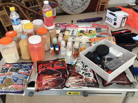 钓鱼是一条不归之路,钓鱼是条不归路一上钩就下不来