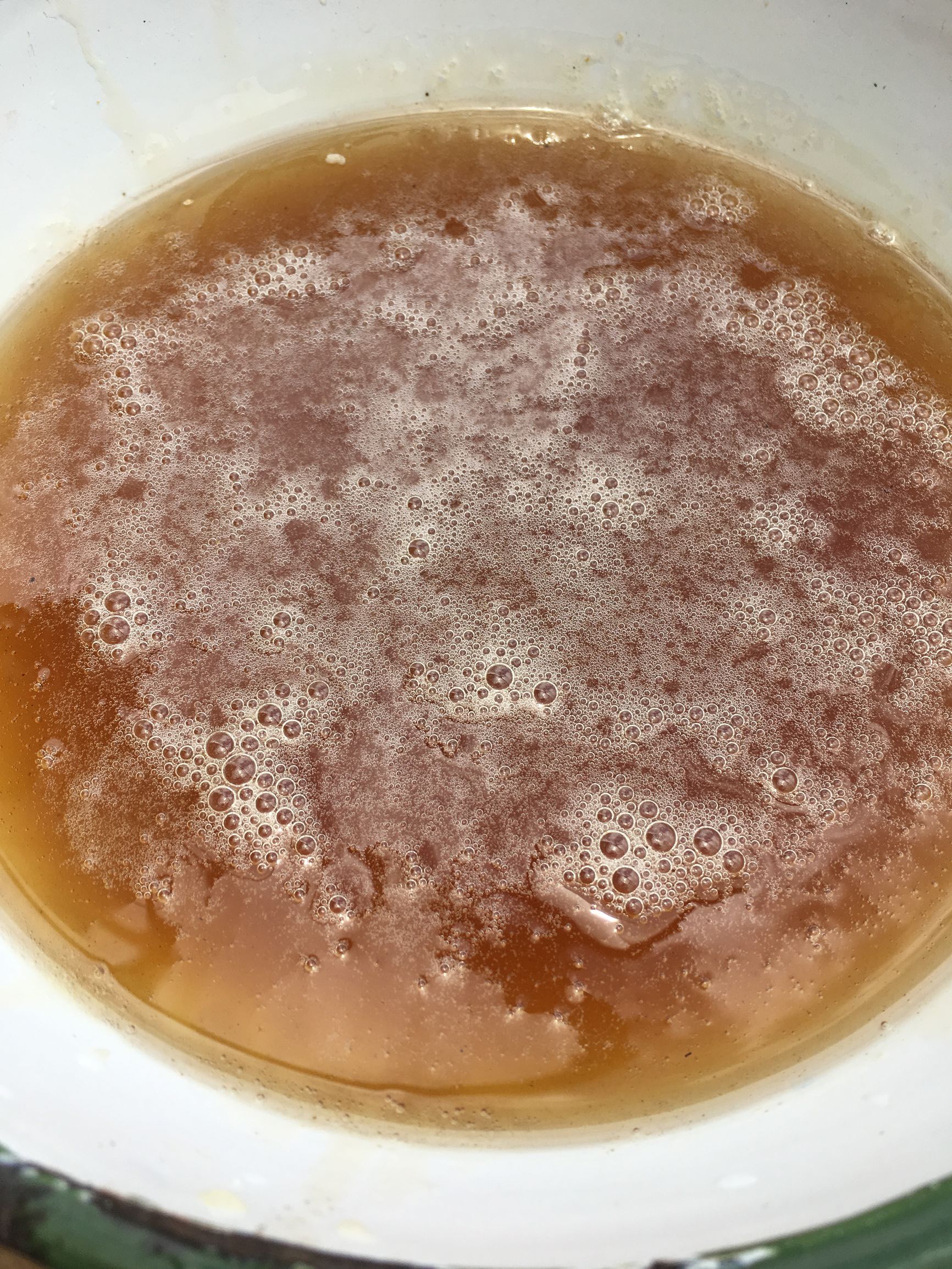 云南大山悬崖野蜂蜜,云南红河绿春大黑山野生蜂蜜