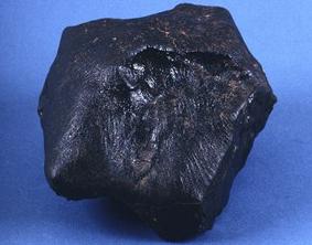 怎么知道一块石头是不是鸡血石,如何知道一块石头是不是玉石