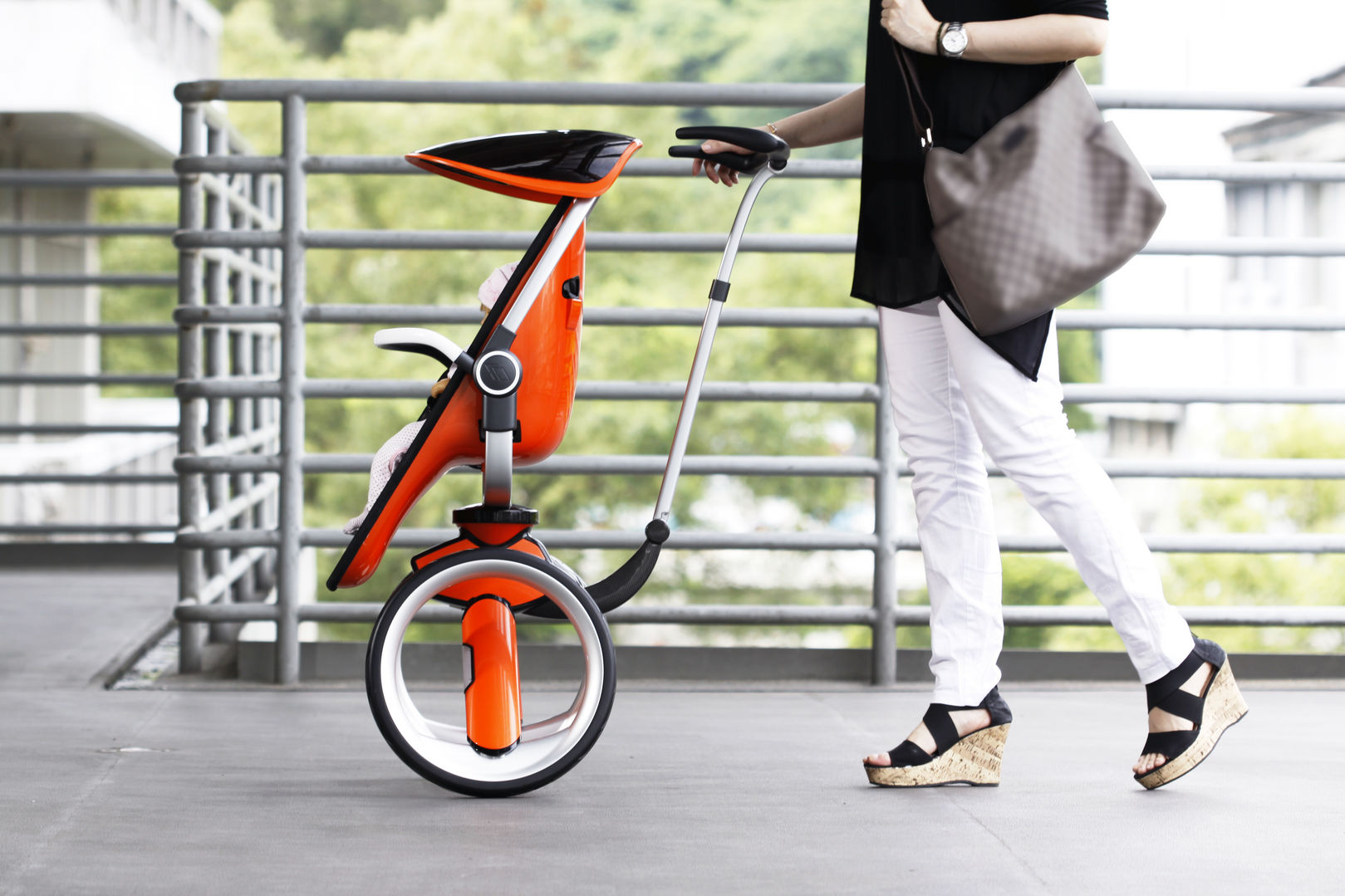 带娃第一辆手推车怎么选,出行带小孩用哪种推车