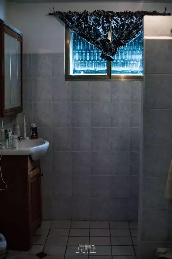 洗手间变暗怎么办,主卧卫生间有点暗怎么变亮