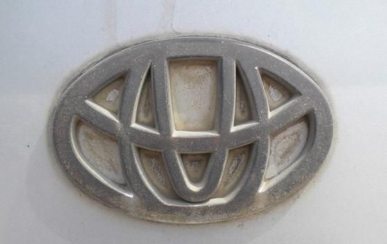 吉利车标仿制凯迪拉克,吉利美日牌所有标志