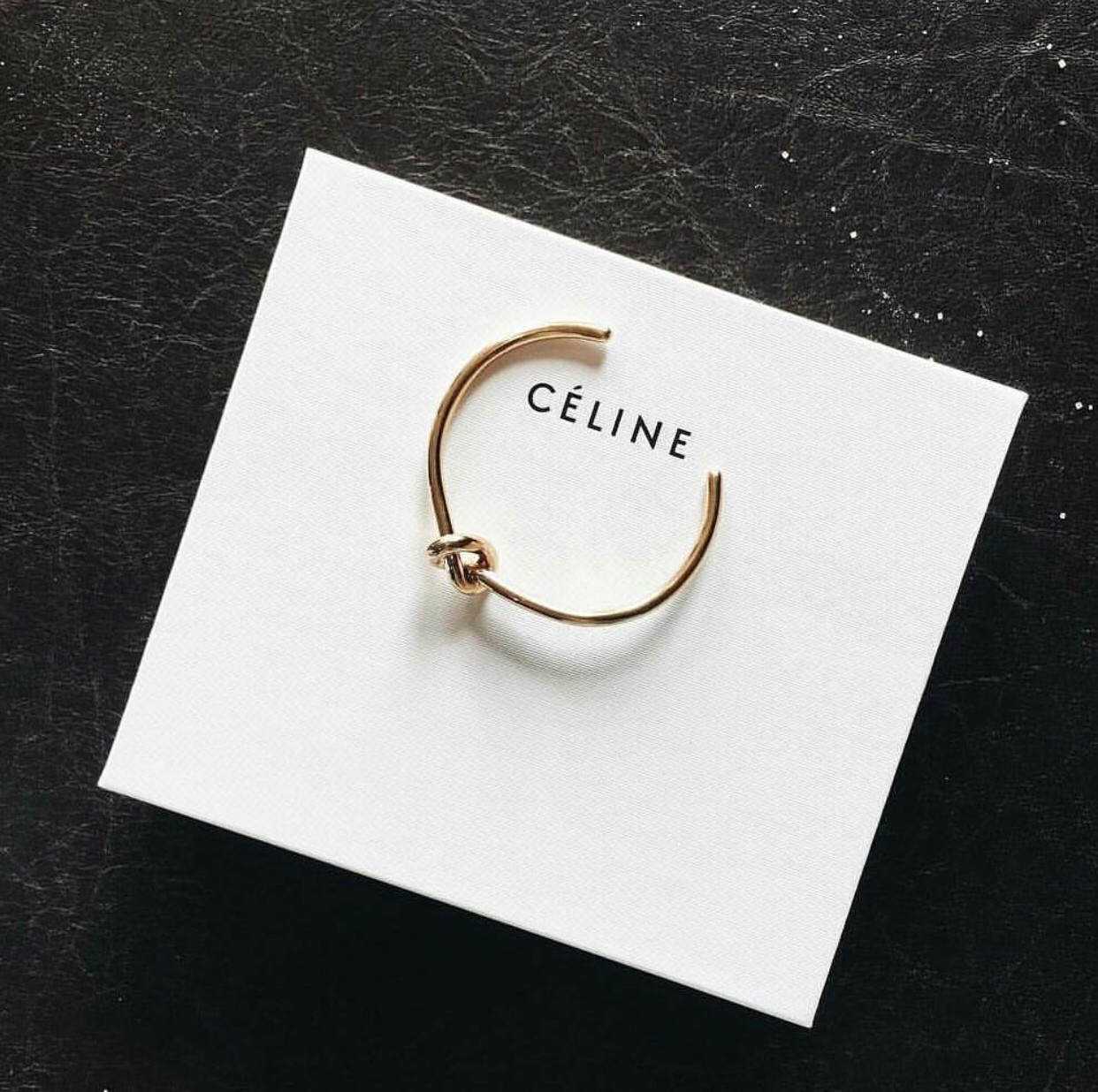 celinebox好买吗,celinebox大红