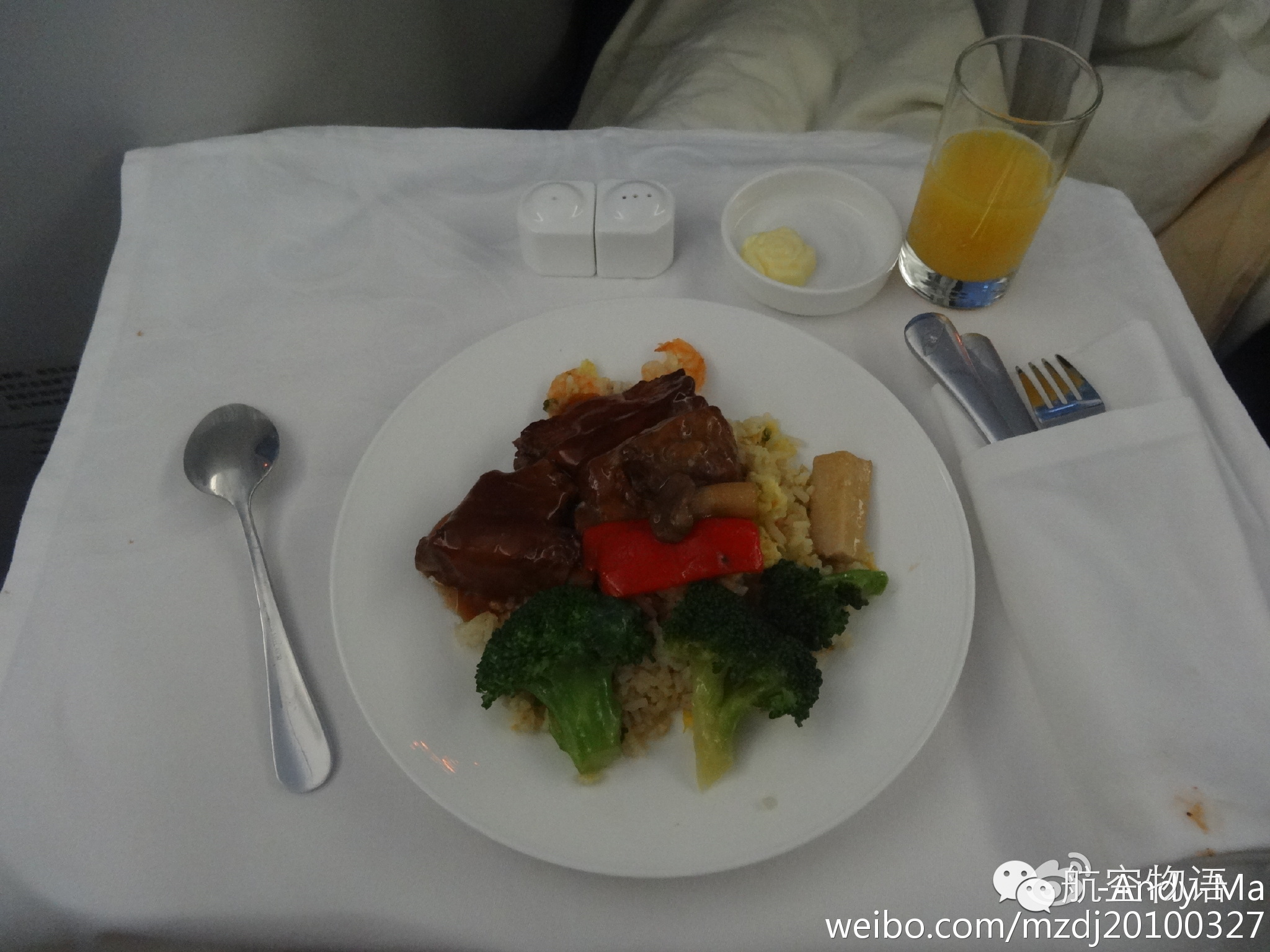 南航国际头等舱体验,南航越太平洋延程飞行