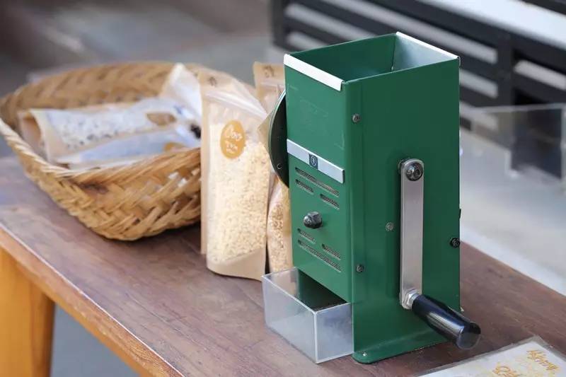 这里可能是唯一能够满足你吃到巨无霸海鲜和偶遇Runningman的地方了！