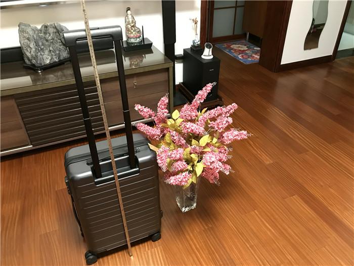 小米90分轻商务登机箱第二代上手,小米商旅背包199和149