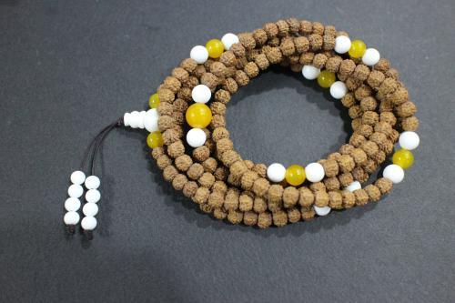 你的珠宝还保值吗,你的珠宝价值不菲